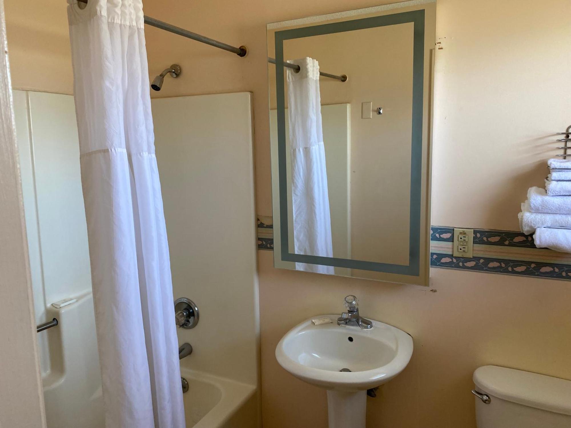 Budget Inn Of סברינג מראה חיצוני תמונה
